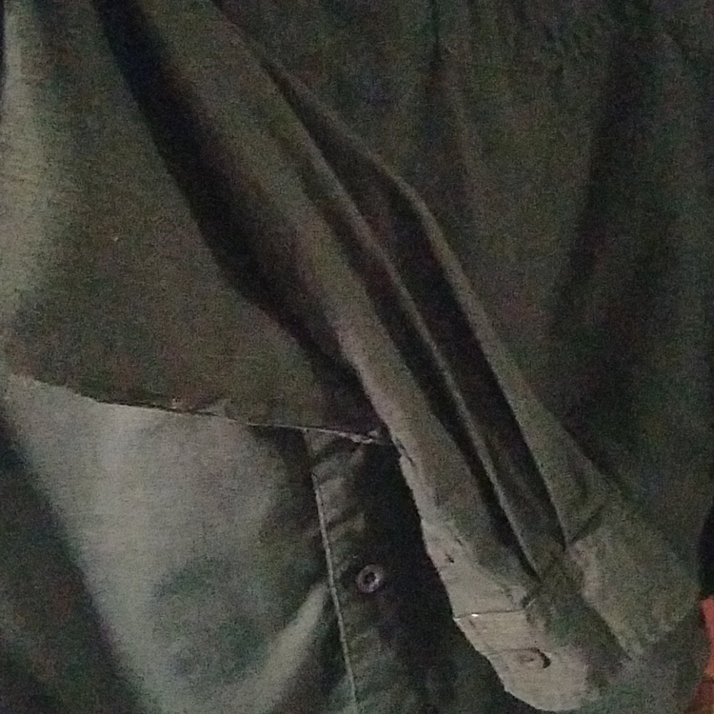 Shirt - Picture 4 of 4